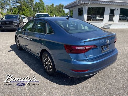 Used 2021 Volkswagen Jetta SE FWD image 12