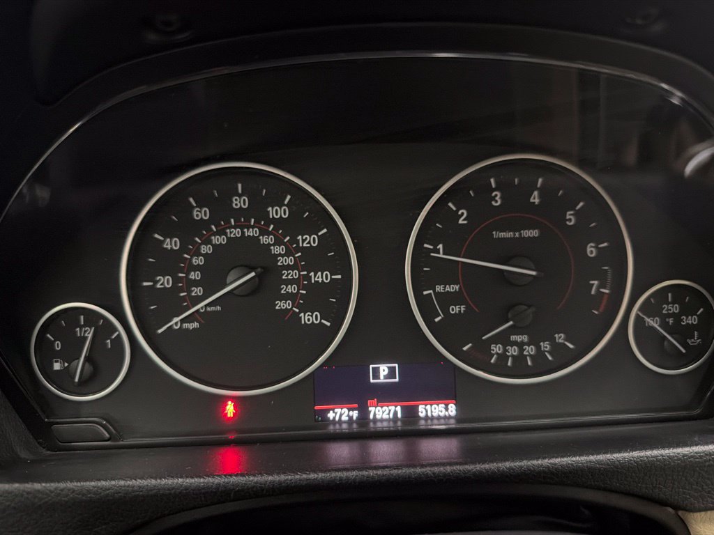 Used 2017 BMW 330i Sedan RWD image 16