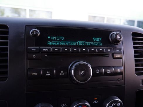 Used 2014 Chevrolet Silverado 2500 LT image 40