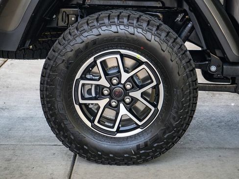 New 2026 Jeep Gladiator Rubicon image 11