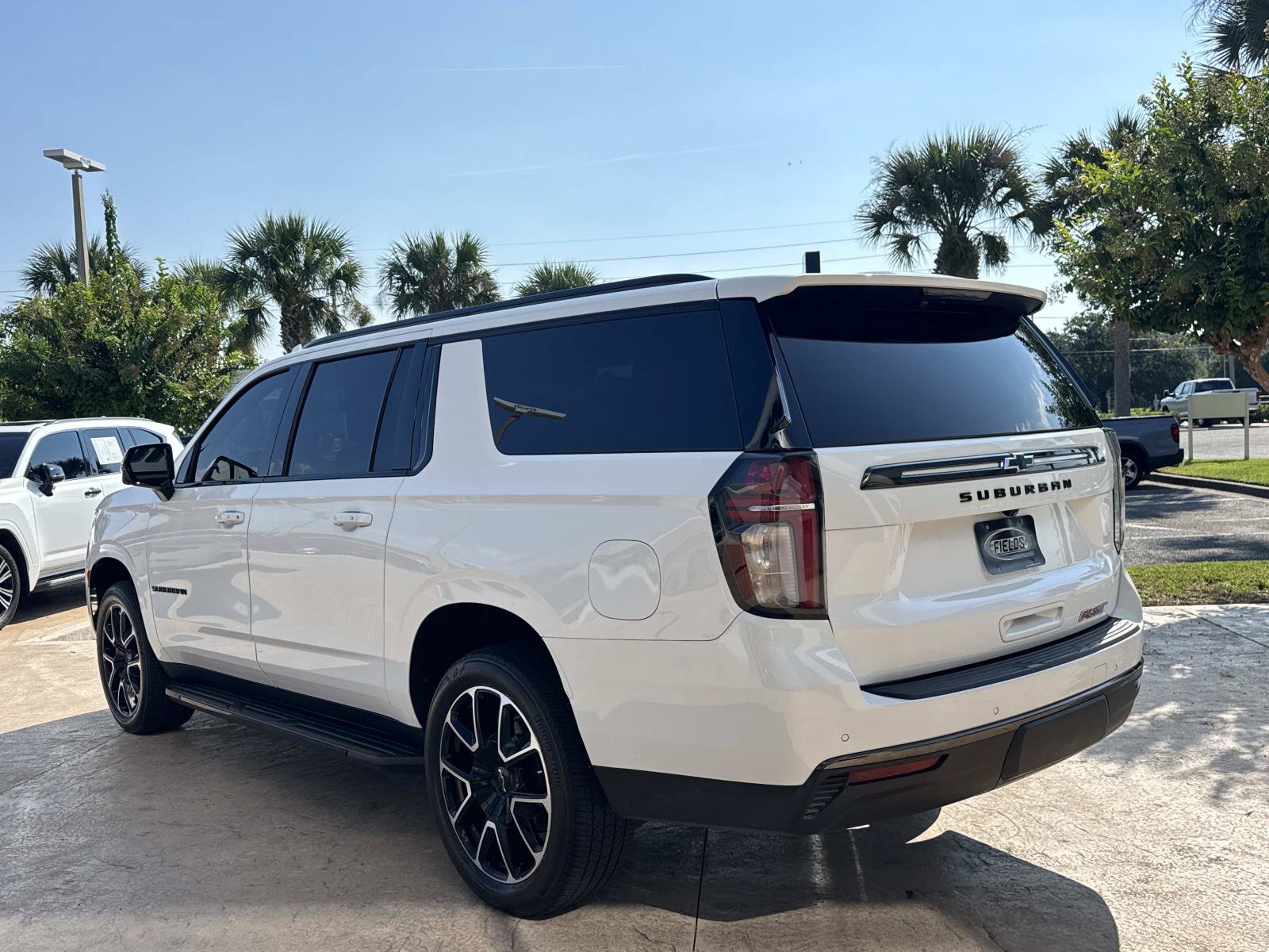 Used 2021 Chevrolet Suburban RST w/ Luxury Package RWD image 6
