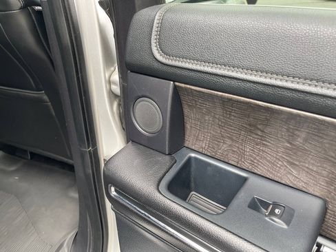 Used 2018 Ford Expedition Max Limited w/ Equipment Group 302A AWD/4WD image 35