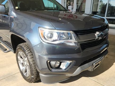 Used 2019 Chevrolet Colorado Z71 AWD/4WD image 6