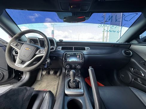 Used 2014 Chevrolet Camaro SS w/ SS Performance Package image 25