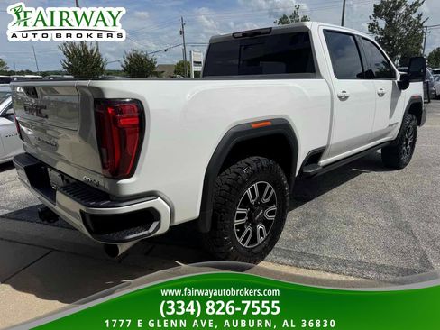 Used 2023 GMC Sierra 2500 AT4 w/ AT4 Premium Plus Package AWD/4WD image 6