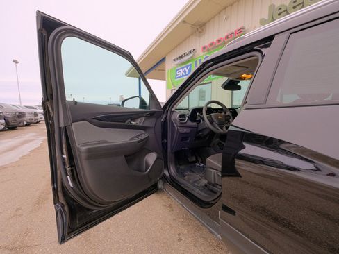 Used 2025 Chevrolet TrailBlazer LT image 25