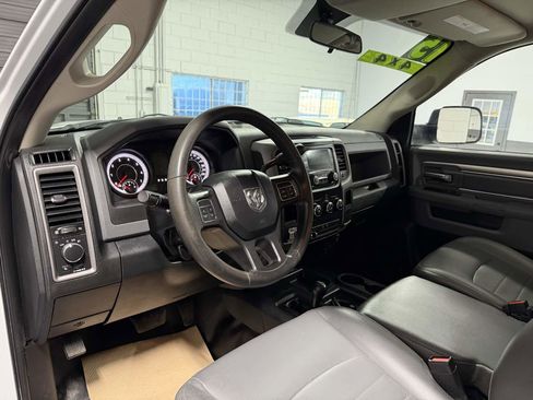 Used 2015 RAM 3500 Tradesman w/ Power & Remote Entry Group image 16