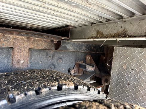 Used 2010 Ford F450 4x4 Regular Cab Super Duty image 16