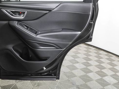 Used 2022 Subaru Forester Premium image 43