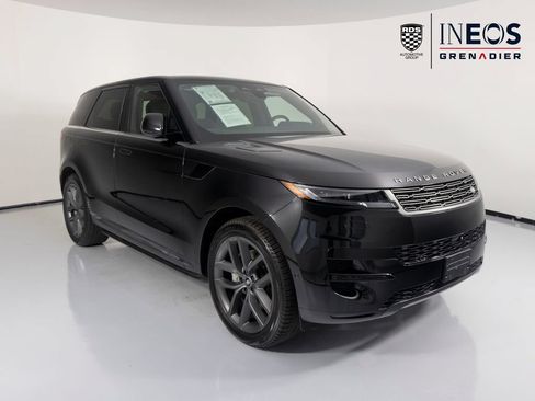 Used 2024 Land Rover Range Rover Sport SE AWD/4WD image 7