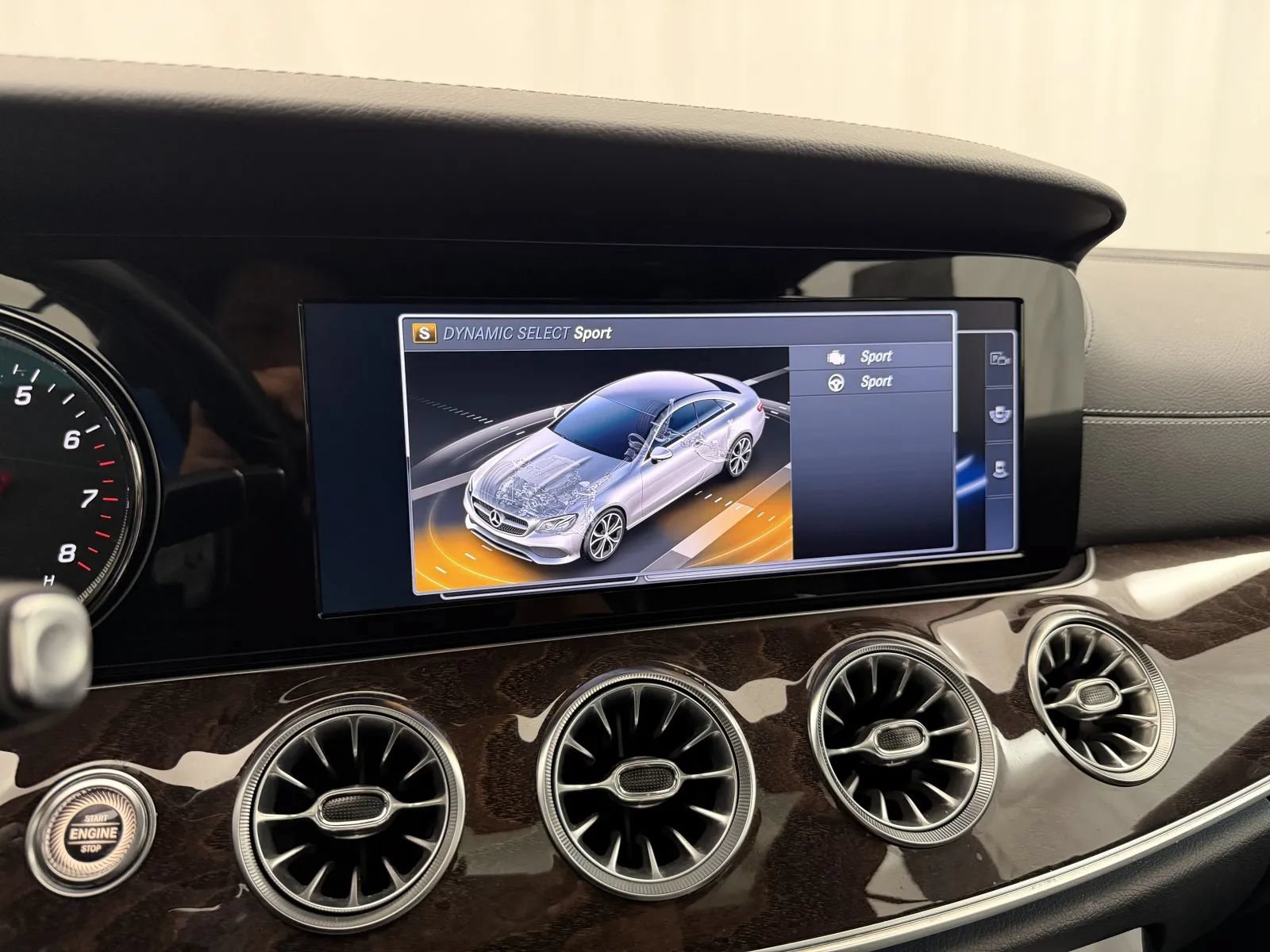Used 2018 Mercedes-Benz E 400 4MATIC Coupe image 23