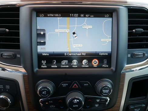 Used 2016 RAM 3500 Laramie AWD/4WD image 30