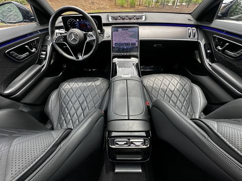 Certified 2025 Mercedes-Benz S 580 4MATIC Sedan image 27