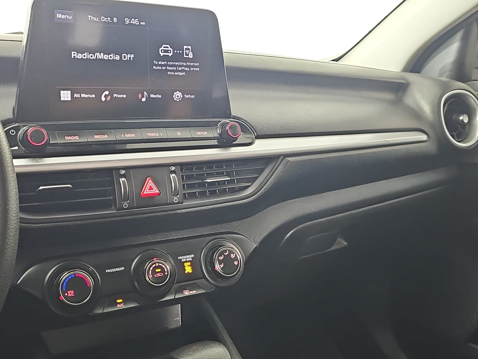 Used 2024 Kia Forte LXS w/ LXS Technology Package FWD image 18