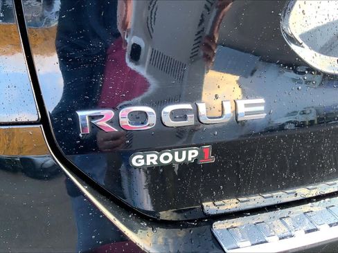 Used 2015 Nissan Rogue SL w/ SL Premium Package image 10