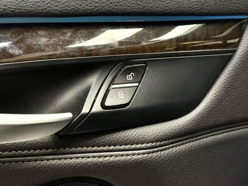Used 2017 BMW X5 xDrive35d AWD/4WD image 14