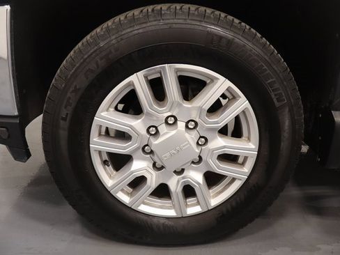 Used 2020 GMC Sierra 2500 SLT image 23