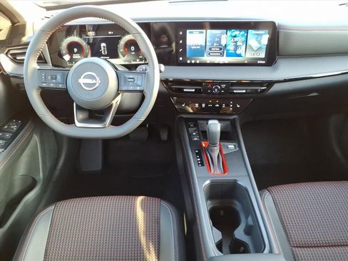 New 2026 Nissan Kicks SR w/ Cold Weather Package image 10