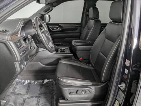 Used 2023 Chevrolet Tahoe Premier RWD image 14