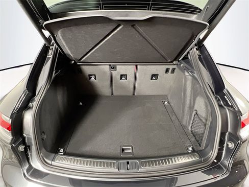 New 2026 Porsche Macan image 28