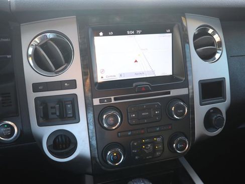 Used 2017 Ford Expedition EL Limited image 22