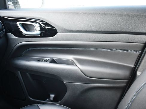 New 2026 Jeep Compass Latitude AWD/4WD image 22
