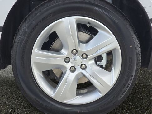 New 2026 Land Rover Range Rover Velar S image 34