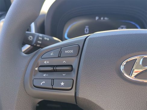 New 2026 Hyundai Venue SE image 26