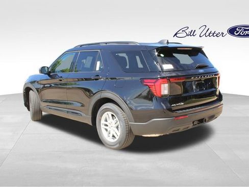 New 2026 Ford Explorer Active image 4