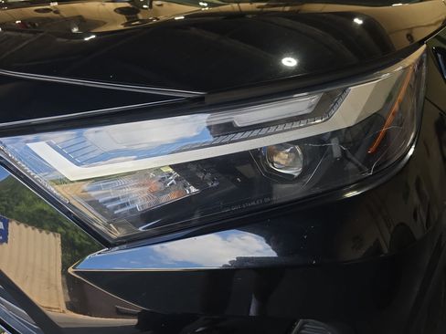 Used 2024 Toyota RAV4 LE AWD/4WD image 30