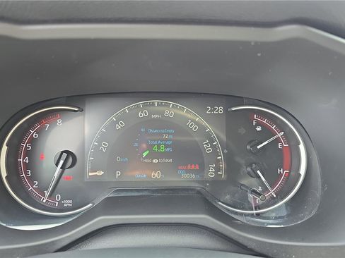 Used 2024 Toyota RAV4 LE AWD/4WD image 10