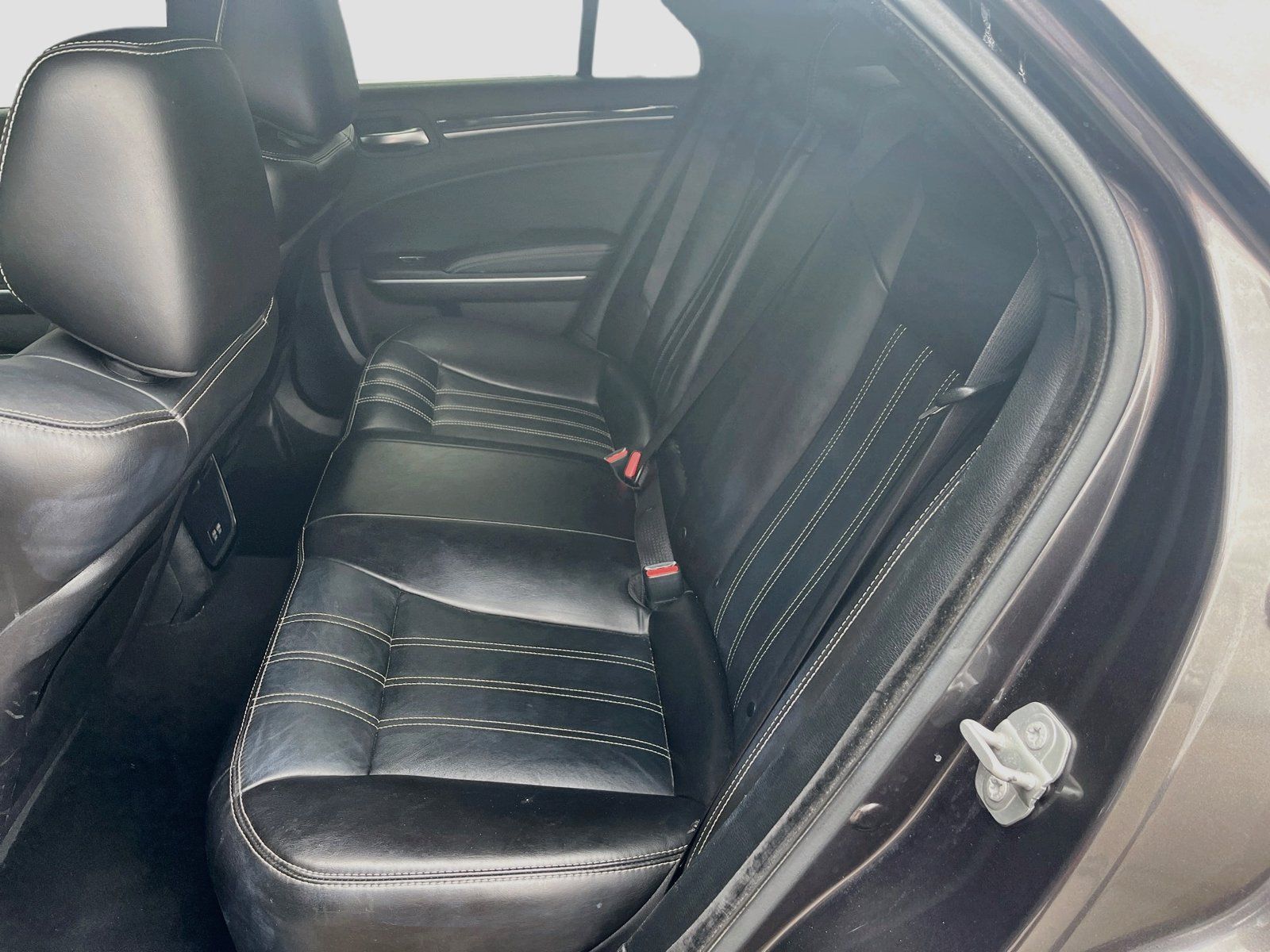 Used 2022 Chrysler 300 S RWD image 24