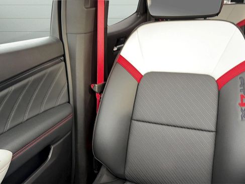 New 2025 GMC Canyon AT4 w/ AT4X AEV Edition AWD/4WD image 27