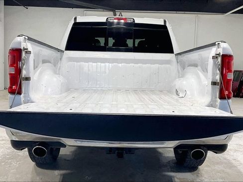 Used 2025 RAM 1500 Big Horn AWD/4WD image 34
