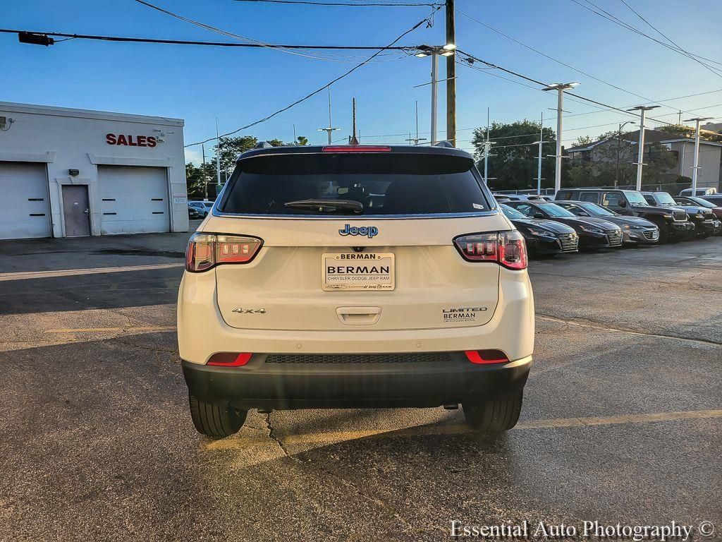 Certified 2025 Jeep Compass Limited AWD/4WD image 10