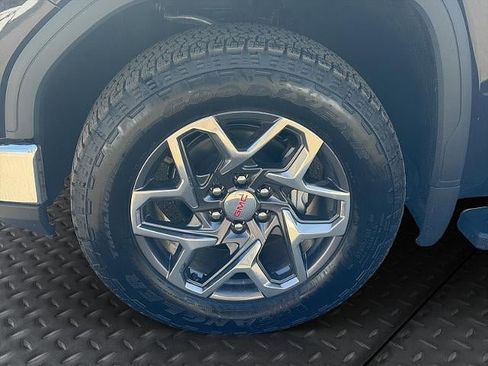 New 2026 GMC Sierra 1500 SLT w/ SLT Premium Plus Package image 11