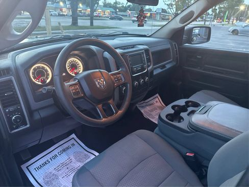 Used 2019 RAM 1500 Tradesman w/ Tradesman SXT Package RWD image 27