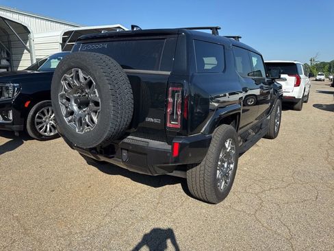Used 2025 GMC Hummer EV 3X w/ LPO, Roof Cross Rail Package AWD/4WD image 4
