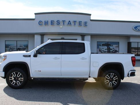 Used 2021 GMC Sierra 1500 AT4 w/ AT4 Premium Package AWD/4WD image 1