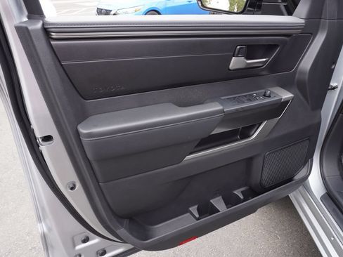 Used 2026 Toyota Tundra SR5 w/ SR5 Convenience Package AWD/4WD image 15