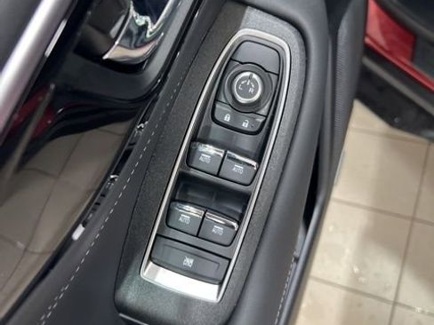 Certified 2025 Subaru Outback Limited image 16