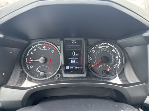 Certified 2023 Toyota Tacoma SR image 10