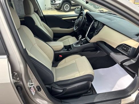 Used 2020 Subaru Outback Premium AWD/4WD image 11