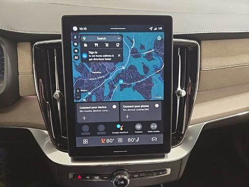 New 2026 Volvo XC90 B6 Plus w/ Protection Package image 18