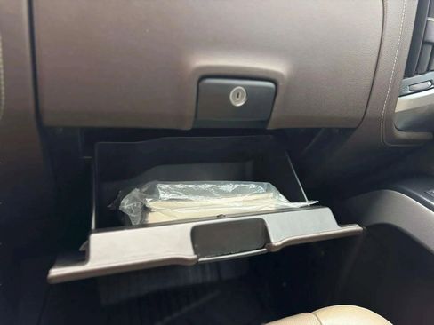 Used 2017 Chevrolet Silverado 1500 LTZ Z71 w/ LTZ Plus Package image 31