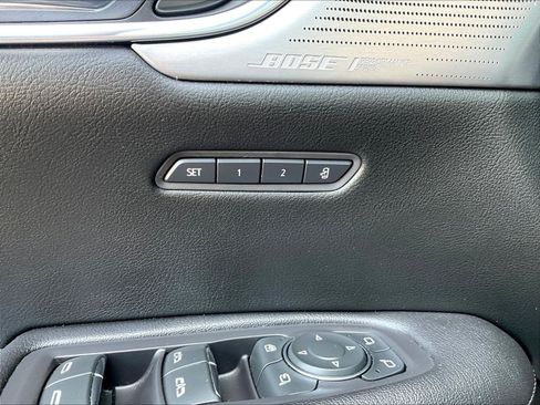 Used 2021 Cadillac XT5 Premium Luxury FWD image 35