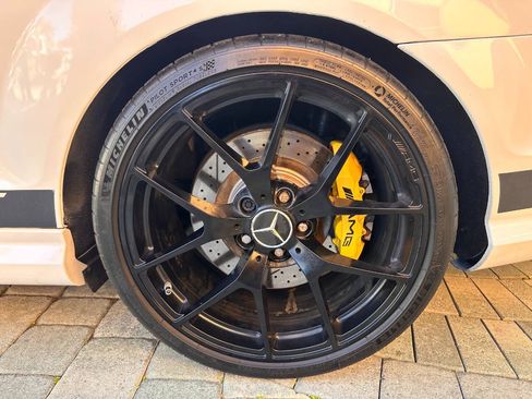 Used 2015 Mercedes-Benz C 63 AMG Coupe image 37