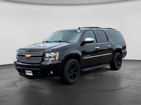 Used 2013 Chevrolet Suburban LTZ AWD/4WD image 5