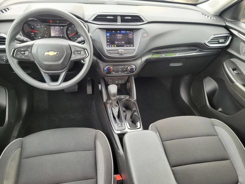 Used 2023 Chevrolet TrailBlazer LT FWD image 5