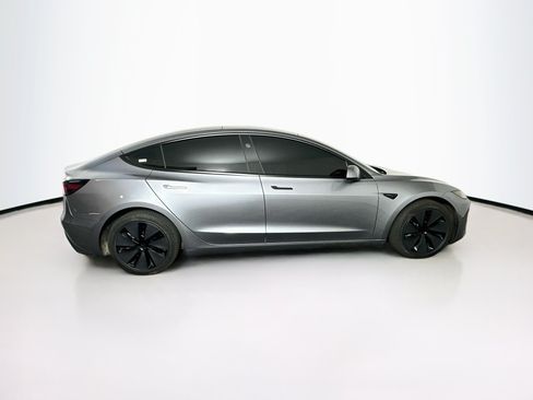 Used 2025 Tesla Model 3 Long Range AWD/4WD image 10